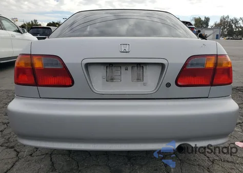 2000 Honda Civic Base from USA, damaged, VIN 2HGEJ6613YH538108